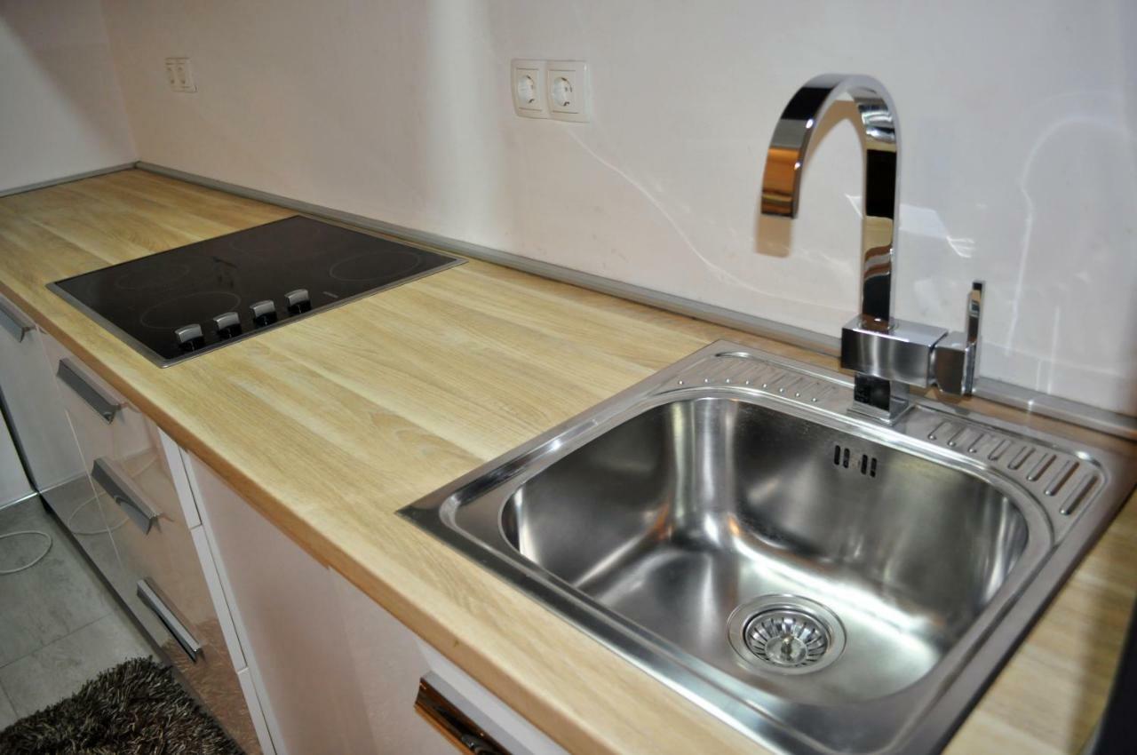 شقة توزلا  في Apartman Dina المظهر الخارجي الصورة