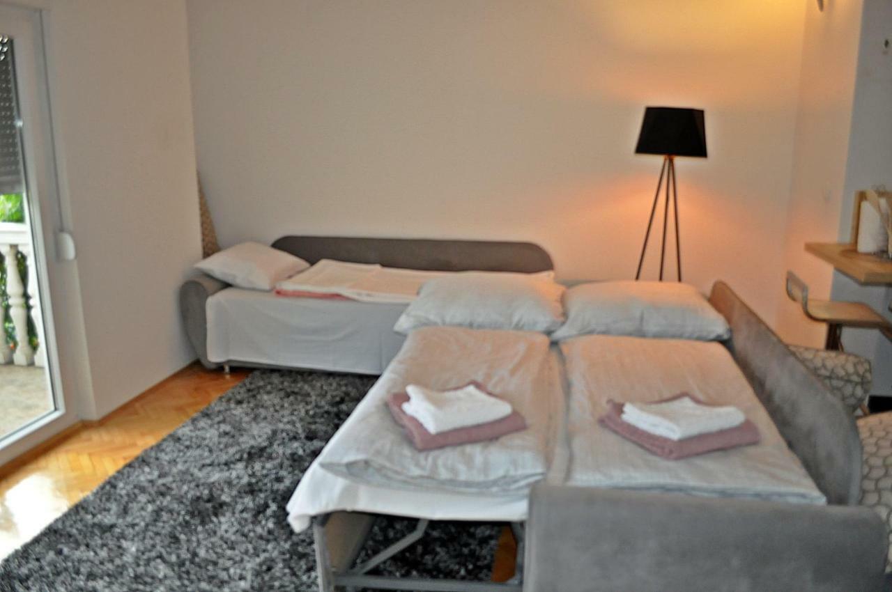 شقة توزلا  في Apartman Dina المظهر الخارجي الصورة