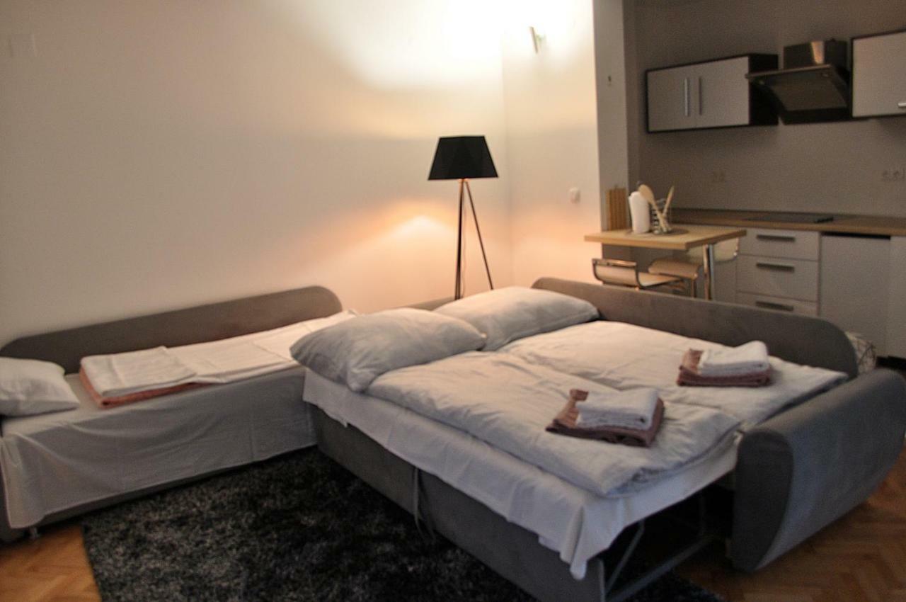 شقة توزلا  في Apartman Dina المظهر الخارجي الصورة
