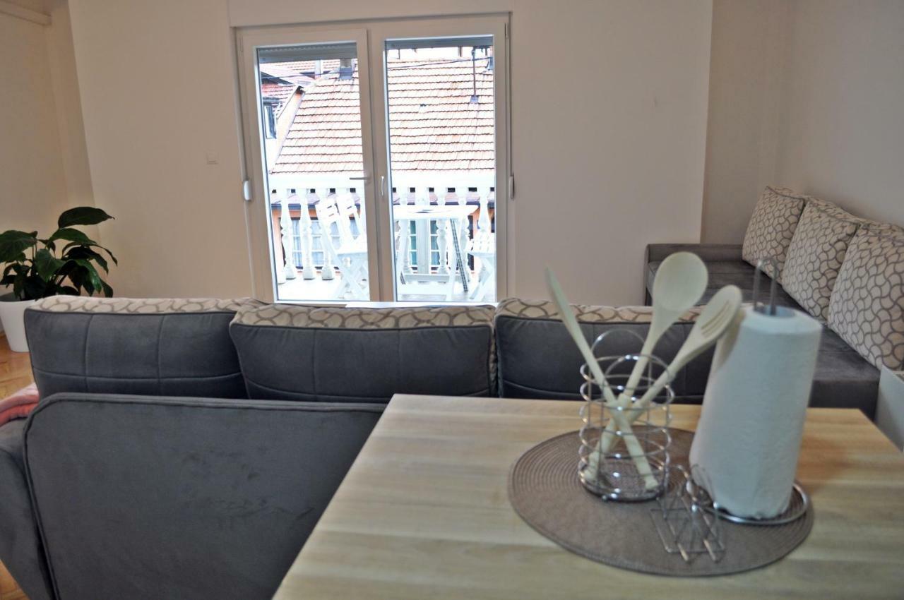 شقة توزلا  في Apartman Dina المظهر الخارجي الصورة