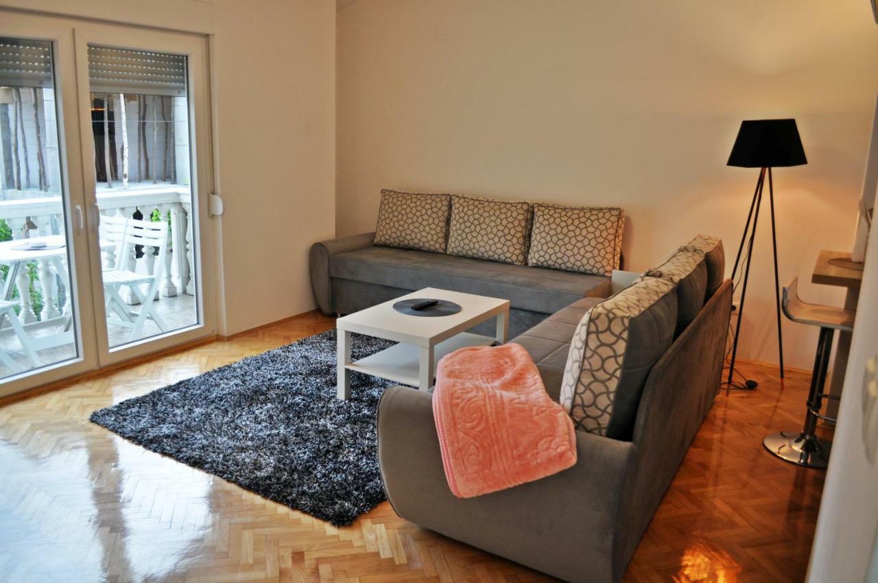 شقة توزلا  في Apartman Dina المظهر الخارجي الصورة