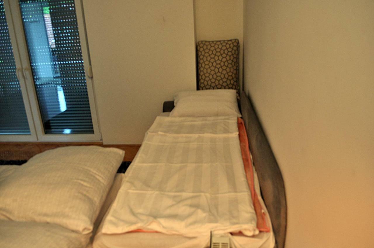 شقة توزلا  في Apartman Dina المظهر الخارجي الصورة